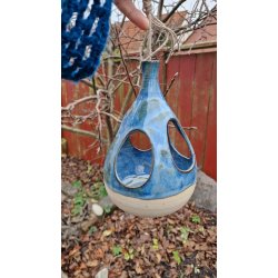 Fuglefoder klokke (bird feeder)