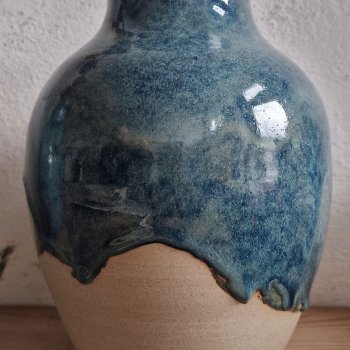 Unika vase (bl-sort)