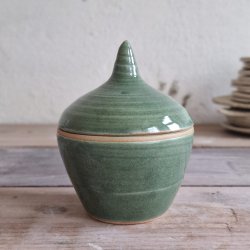 Lille krukke med lg (sgrn)