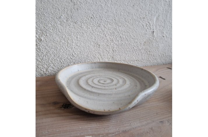 Spoonrest / Skeholder (hvid med lava pletter)