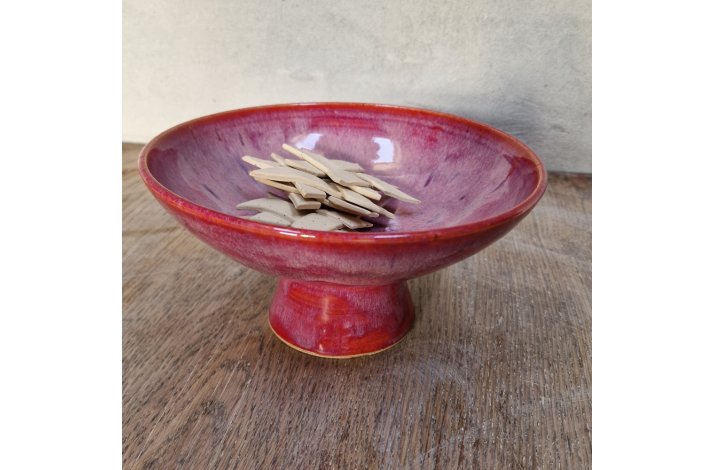 Cerise farvet opsatsfad / konfektfad