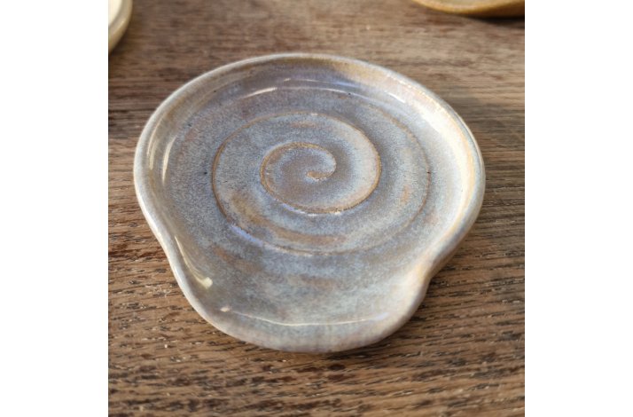 Sm hnddrejede spoonrests