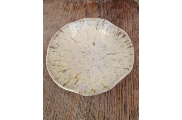 Smykkefad p fod  hvid med nister